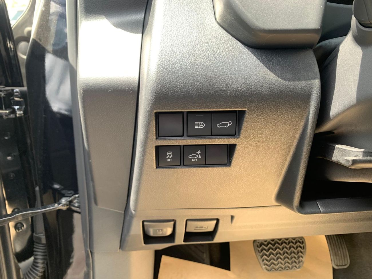 تويوتا لاند كروزر 2026 TOYOTA LAND CRUISER VX 4.0L V6 PETROL HIGH OPTION