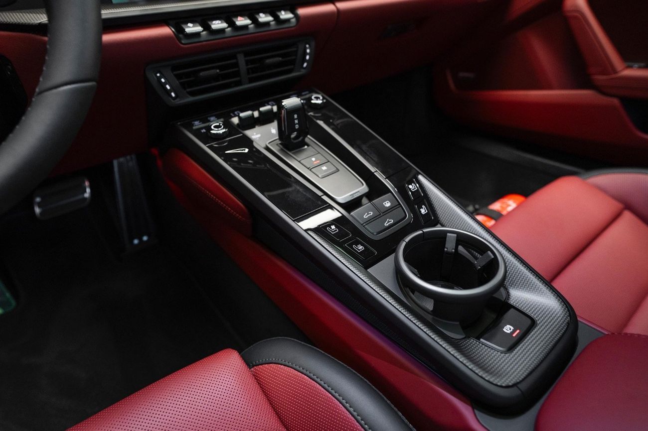 Porsche 911 Carrera GTS 3.0L (450 HP) Coupe