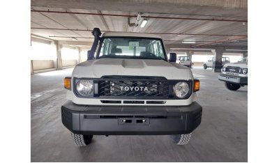 Toyota Land Cruiser Hard Top LC78 4.2L DSL 4X4 M/T (3 DOOR)