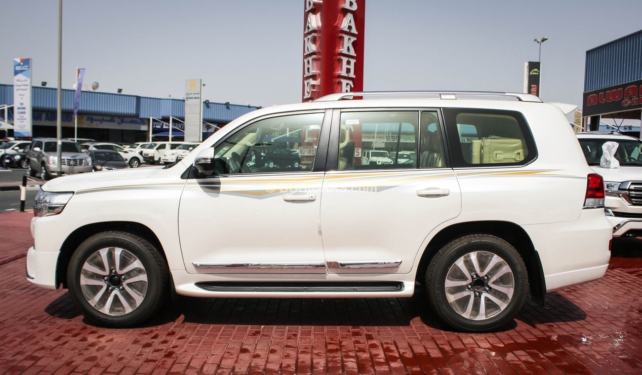 Toyota Land Cruiser VXS V8 5.7