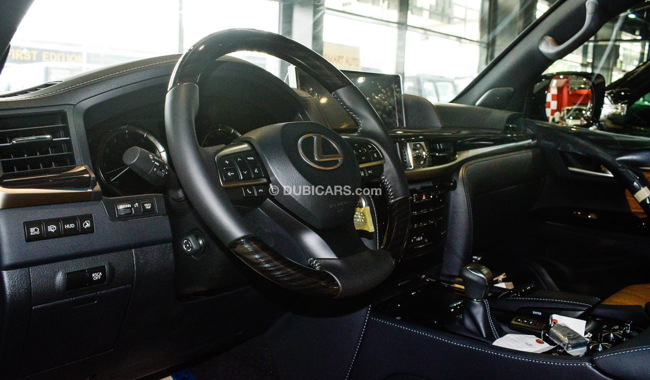 Lexus LX 570 Black Edition S