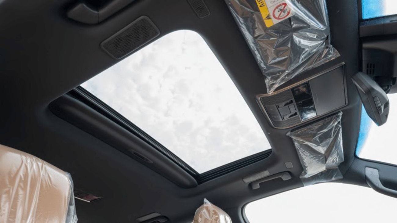 Lexus LX 700h Lexus 2025 LX 700h Hybrid