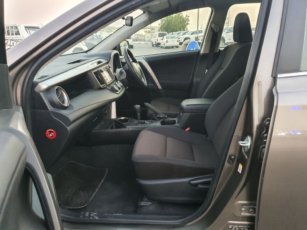 تويوتا راف ٤ Right hand drive Brown 2016