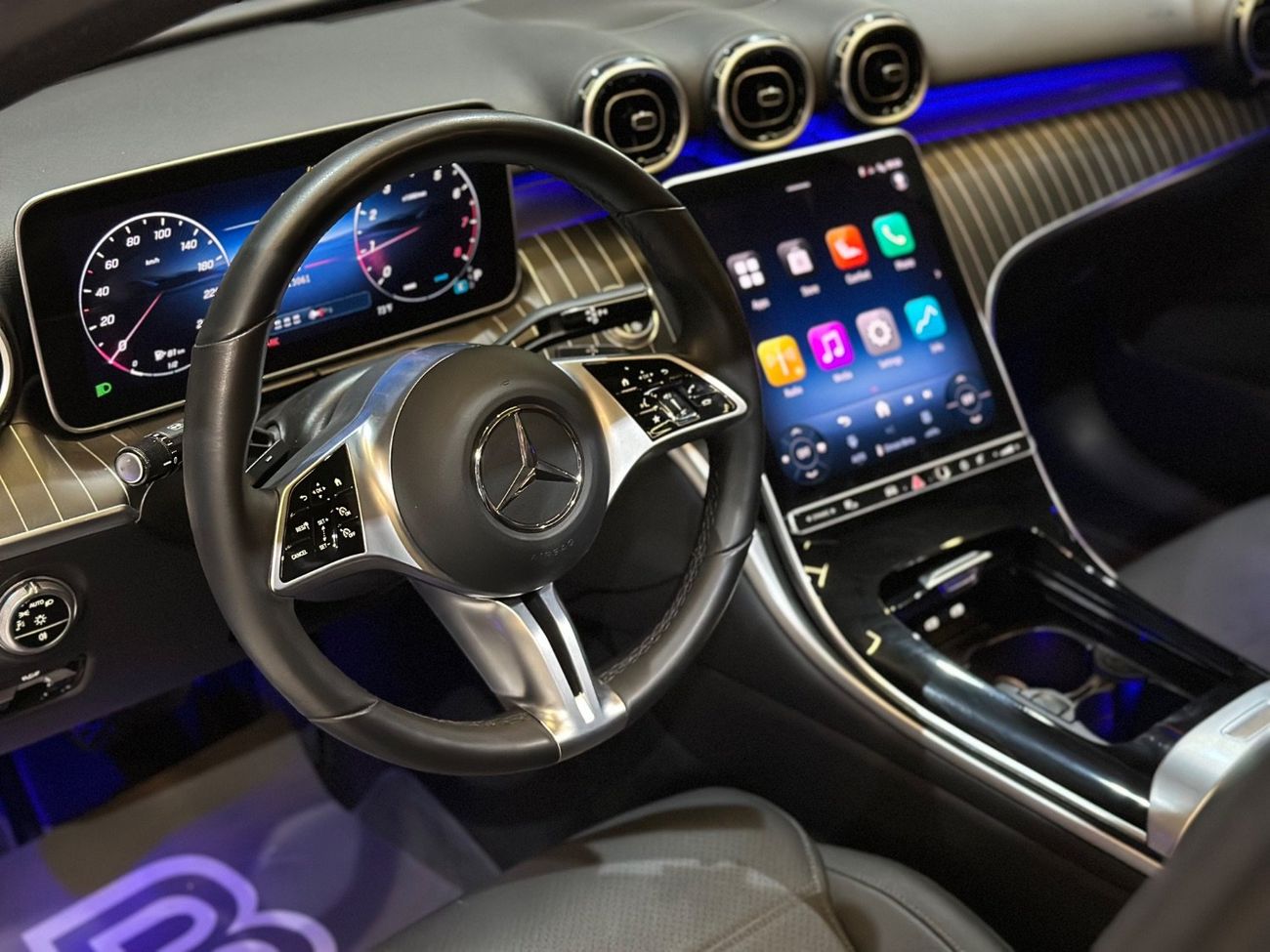 Mercedes-Benz C 300 Base MERCEDES-BENZ C300 | 2025 | FULL OPTIONS | VERY GOOD CONDITIONS