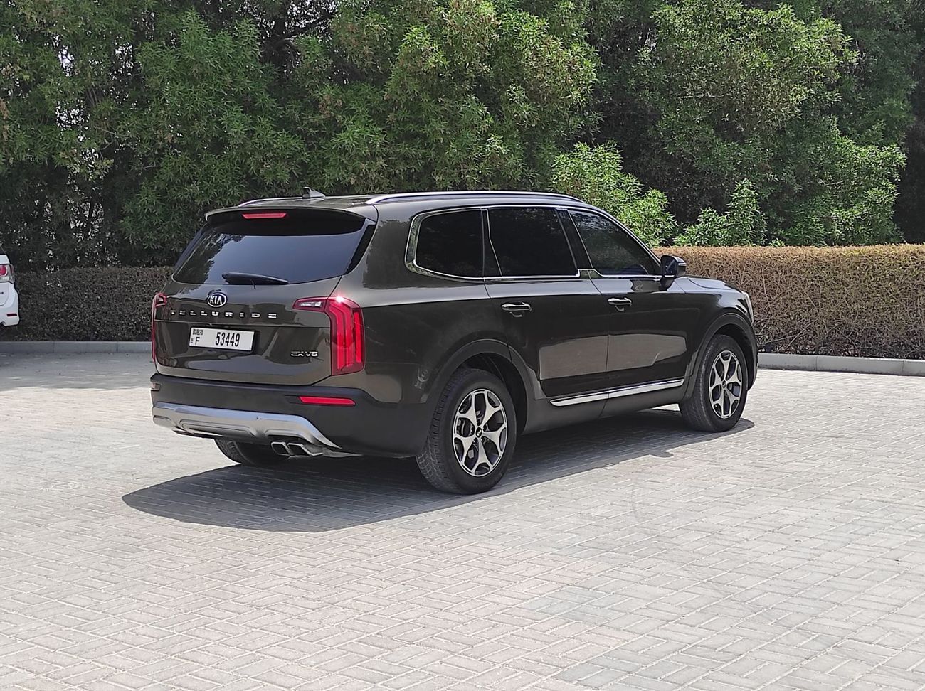 كيا تيلورايد LX 3.8L (291 HP)