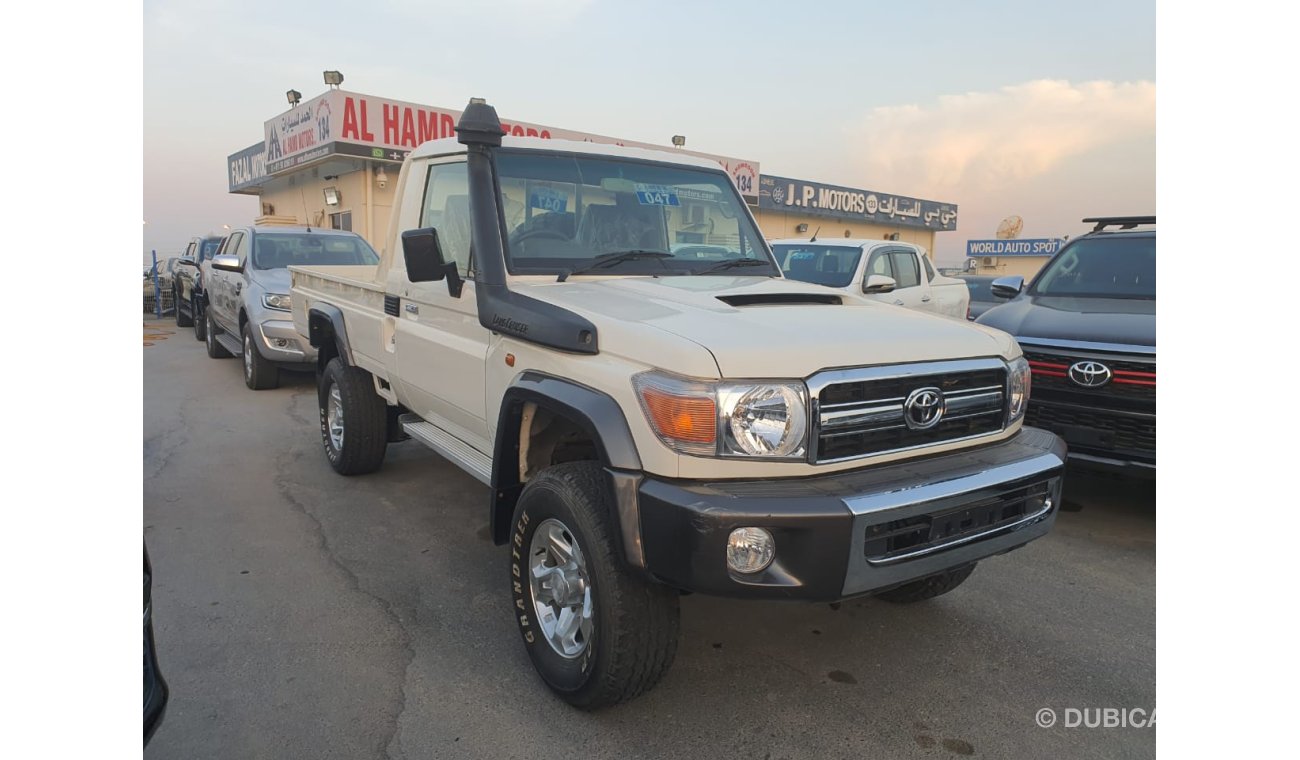 Toyota Land Cruiser Pick Up DIESEL  4.5L RIGHT HAND DRIVE single cabin