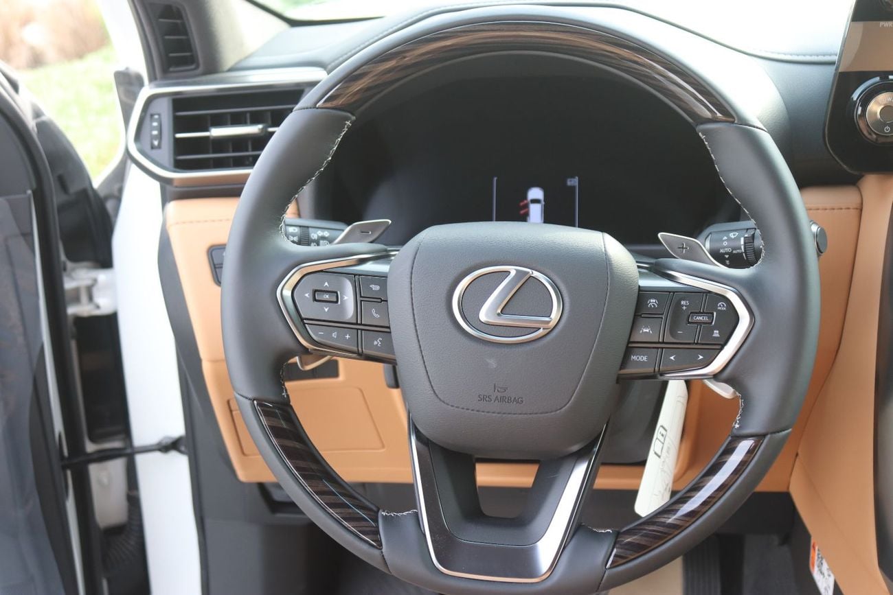 لكزس LX 700h SIGNATURE WITH AUTO PARK, 22 WHEELS, SOFT CLOSE, HEADUP DISPLAY, MODEL 2026