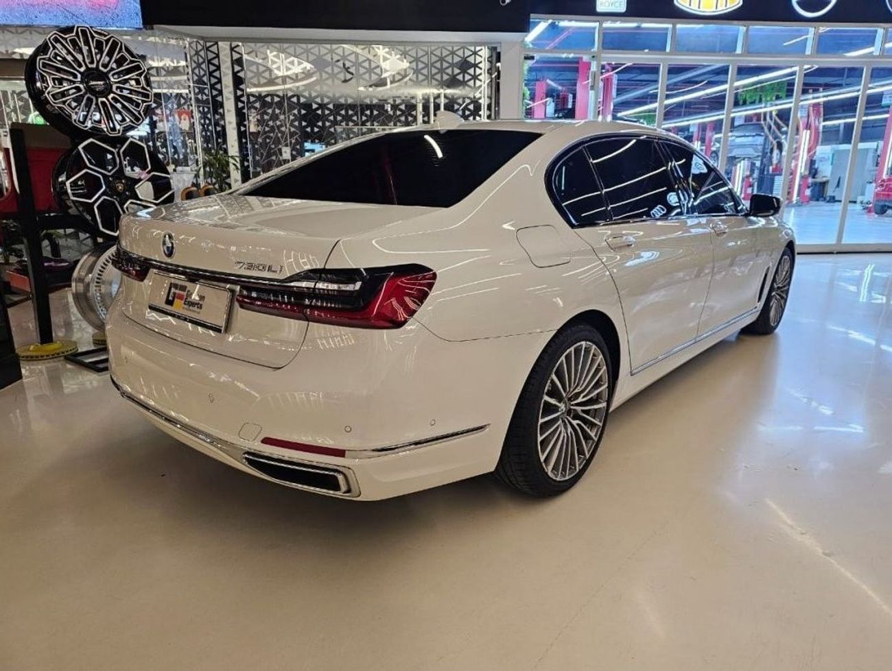 بي أم دبليو 730Li Std