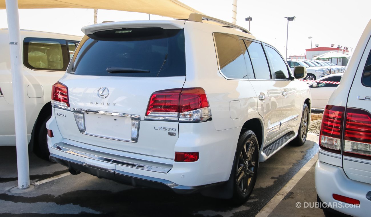 Lexus LX570 S