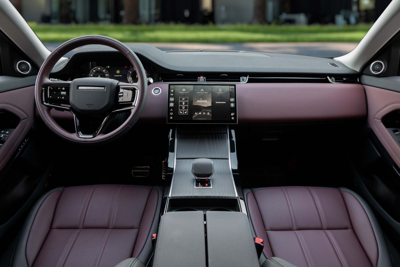 لاند روفر رانج روفر إيفوك Evoque SE P250 R-Dynamic | 3,721 P.M | 0% Downpayment | Immaculate Condition!