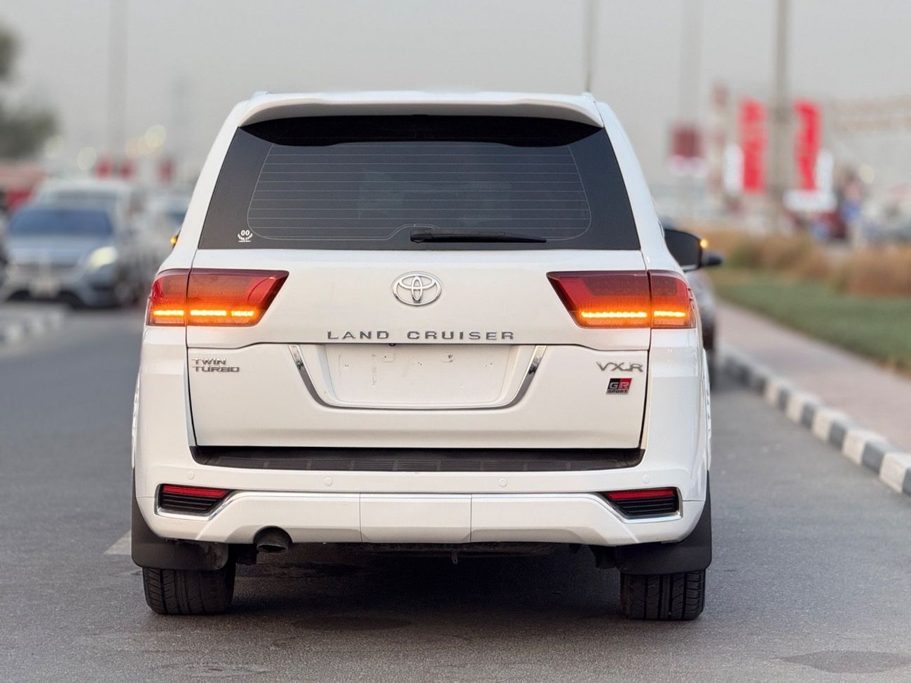 تويوتا لاند كروزر VXR 4.6L 4WD