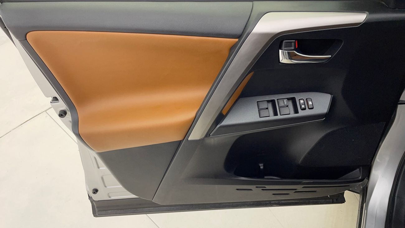 Toyota RAV4 VXR 2.5 | Zero Down Payment | Home Test Drive