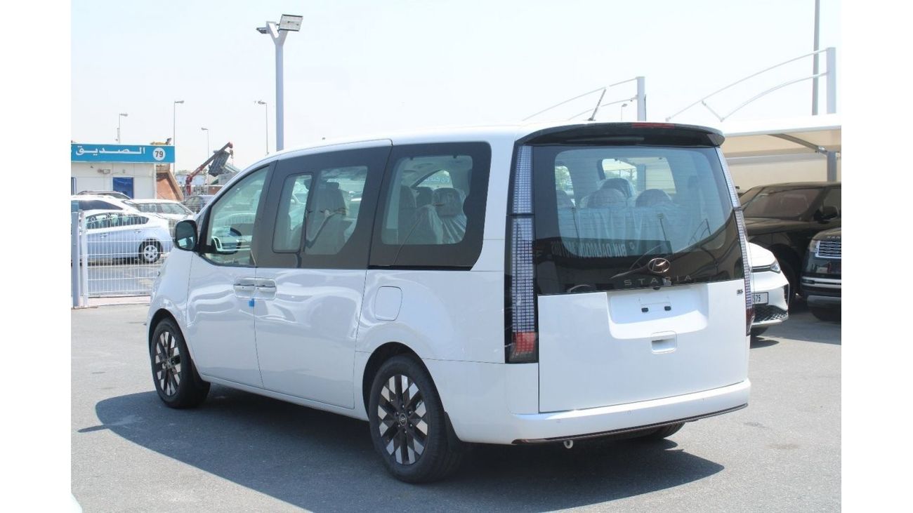 هيونداي ستاريا HYUNDAI STARIA 3.5L ROYAL 9 SEATER WHITE COLOR AVAILABLE