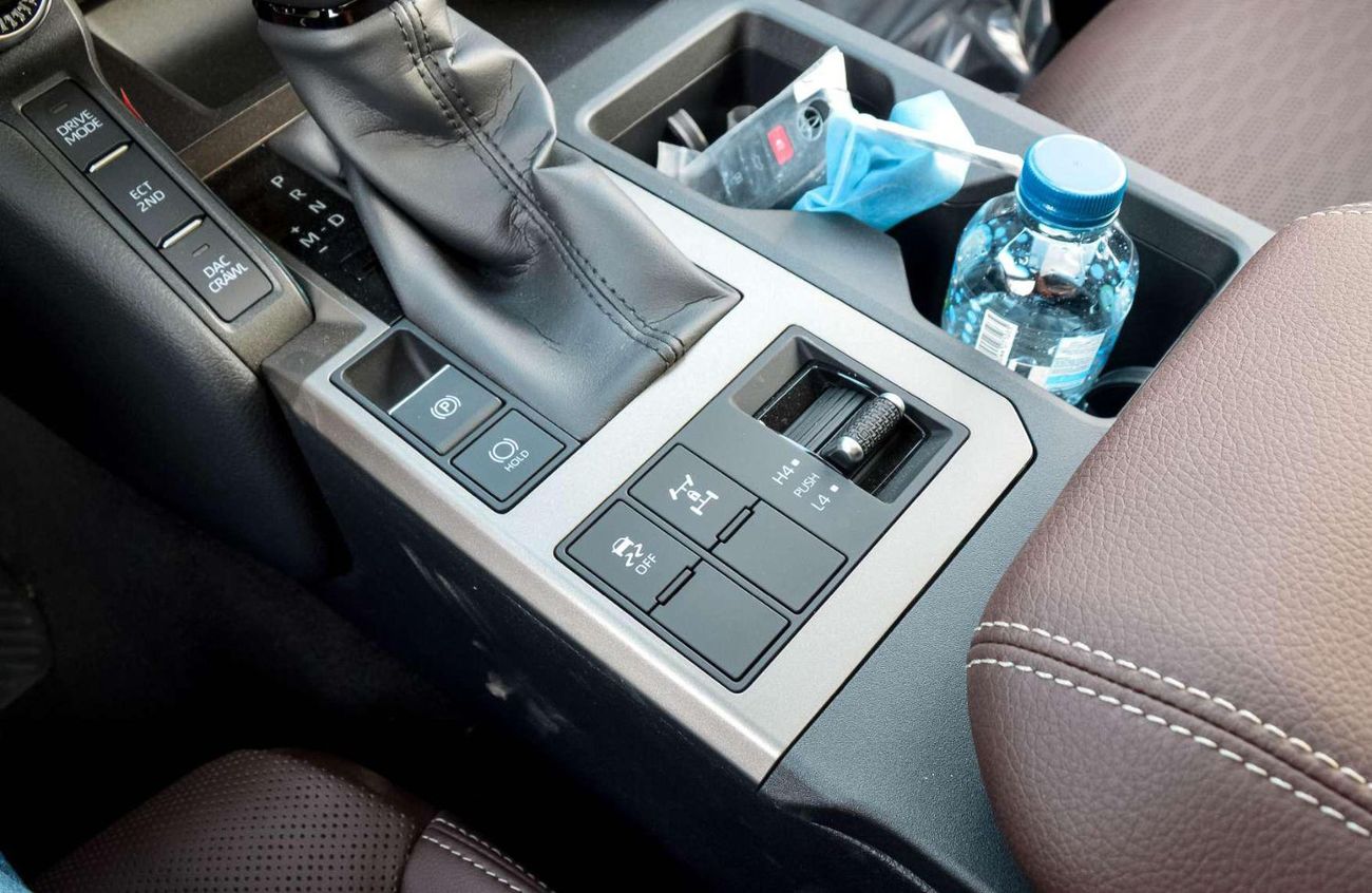 تويوتا برادو TOYOTA LAND CRUISER PRADO 2.4L FIRST EDITION 4WD SUV 2024