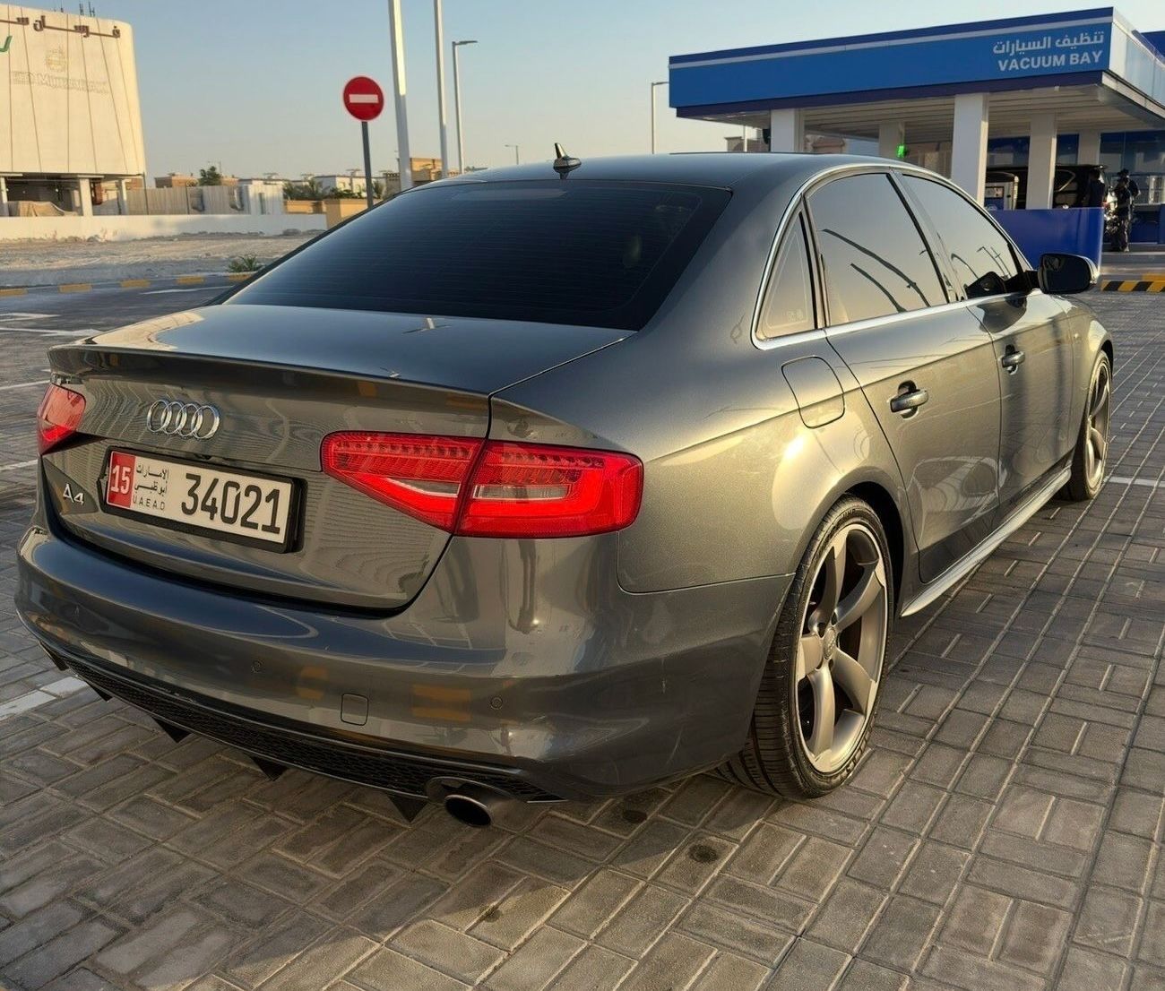 Audi S4 3.0