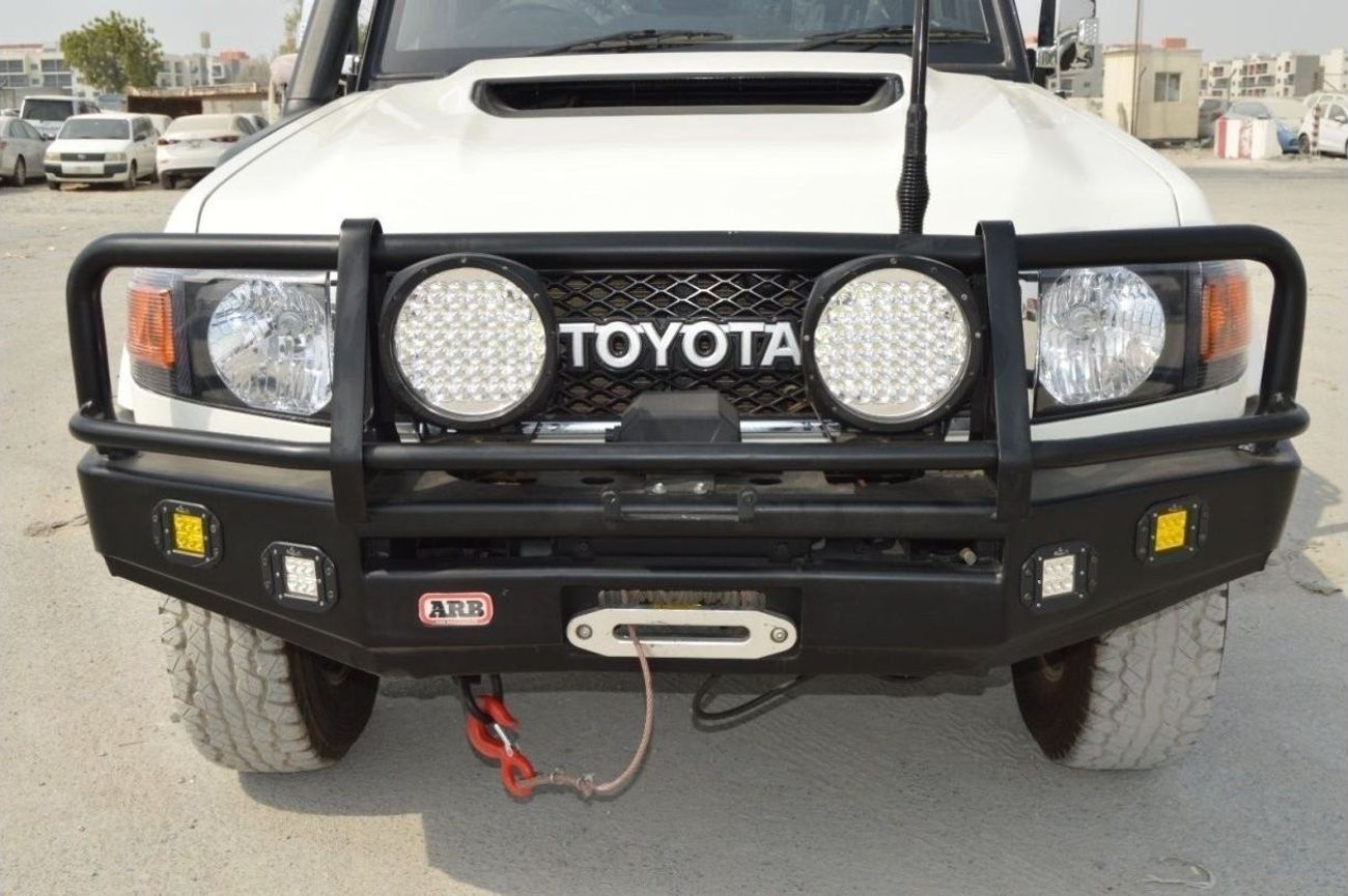 Toyota Land Cruiser Pick Up Double cabin