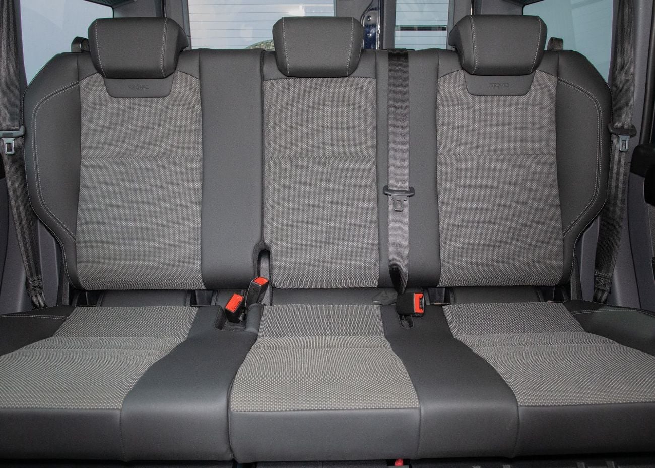 INEOS Grenadier Standard