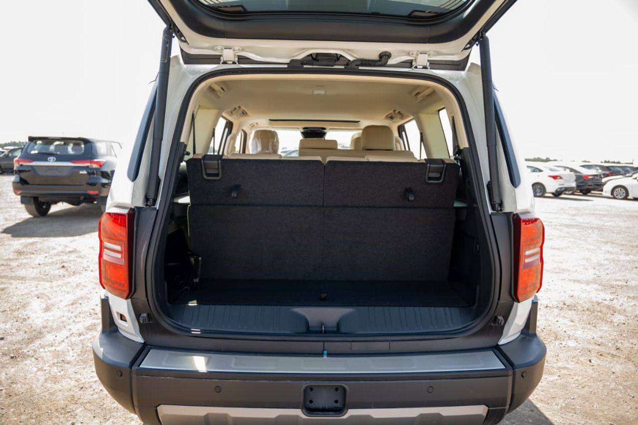 تويوتا برادو 2.4L Turbocharged | 4 Cylinder | Automatic | 7 Seater