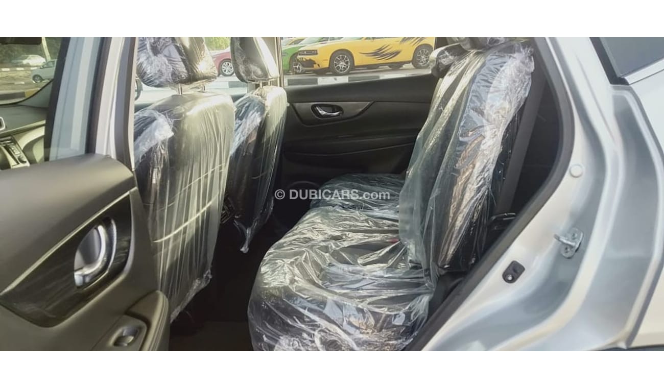 Nissan Rogue SL - With Panoramic Sunroof