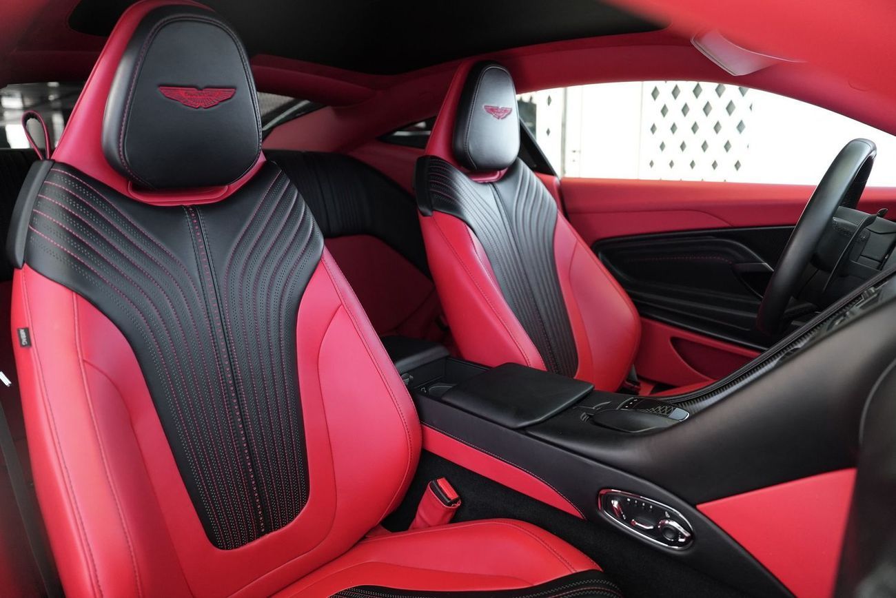 Aston Martin DB11 Std 4.0L