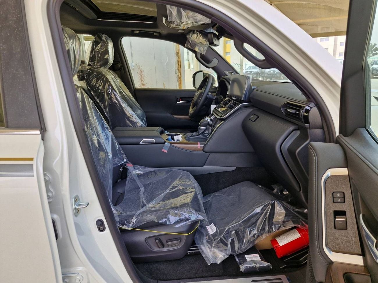 تويوتا لاند كروزر Toyota LC300 VX 4.0 2026 Full option