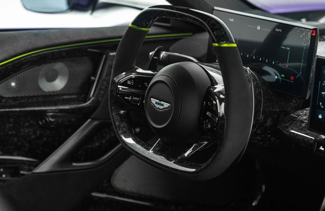 أستون مارتن فالهالا 4.0L V8 Twin-Turbo Engine + eMotors