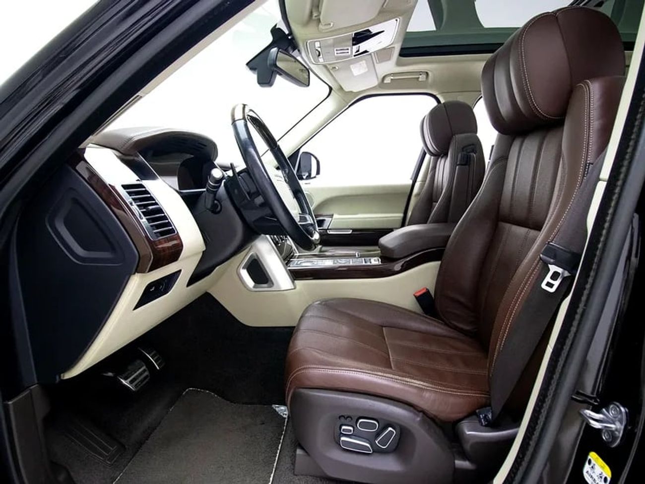 لاند روفر رينج روفر Autobiography