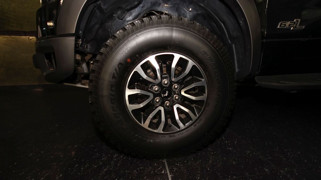 Ford F 150 Raptor 6.2L