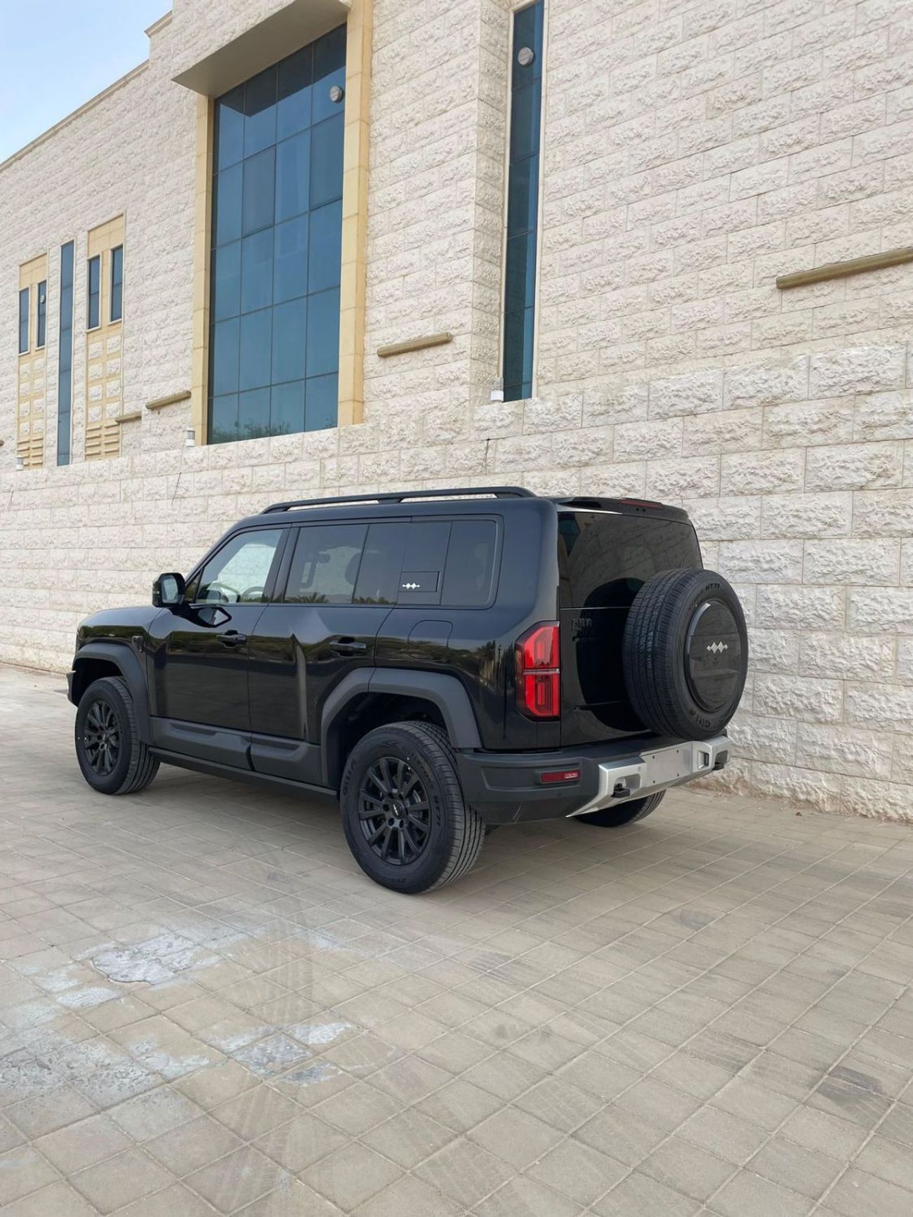 بي واي دي ليوبارد 5 BYD LEOPARD 5