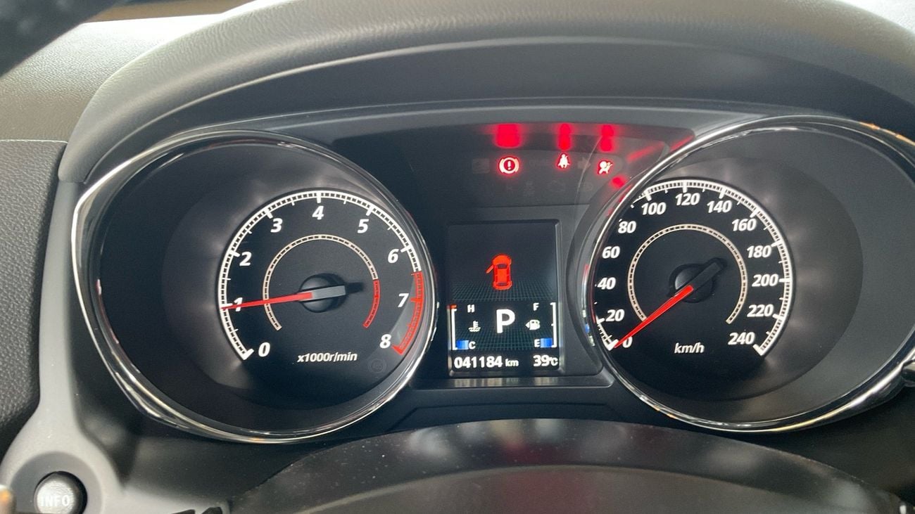 ميتسوبيشي ASX 2.0 CVT 4WD GLX LUXURY HL | شامل الضمان | 0 ﺪﻔﻋﺓ ﺃﻮﻟﻯ