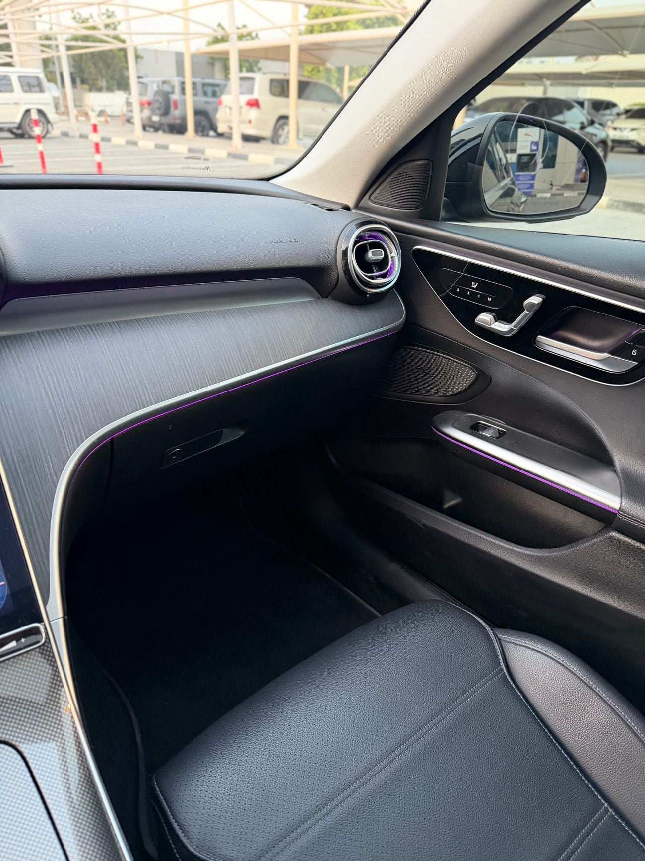 مرسيدس بنز C 300 STD (NON GCC)