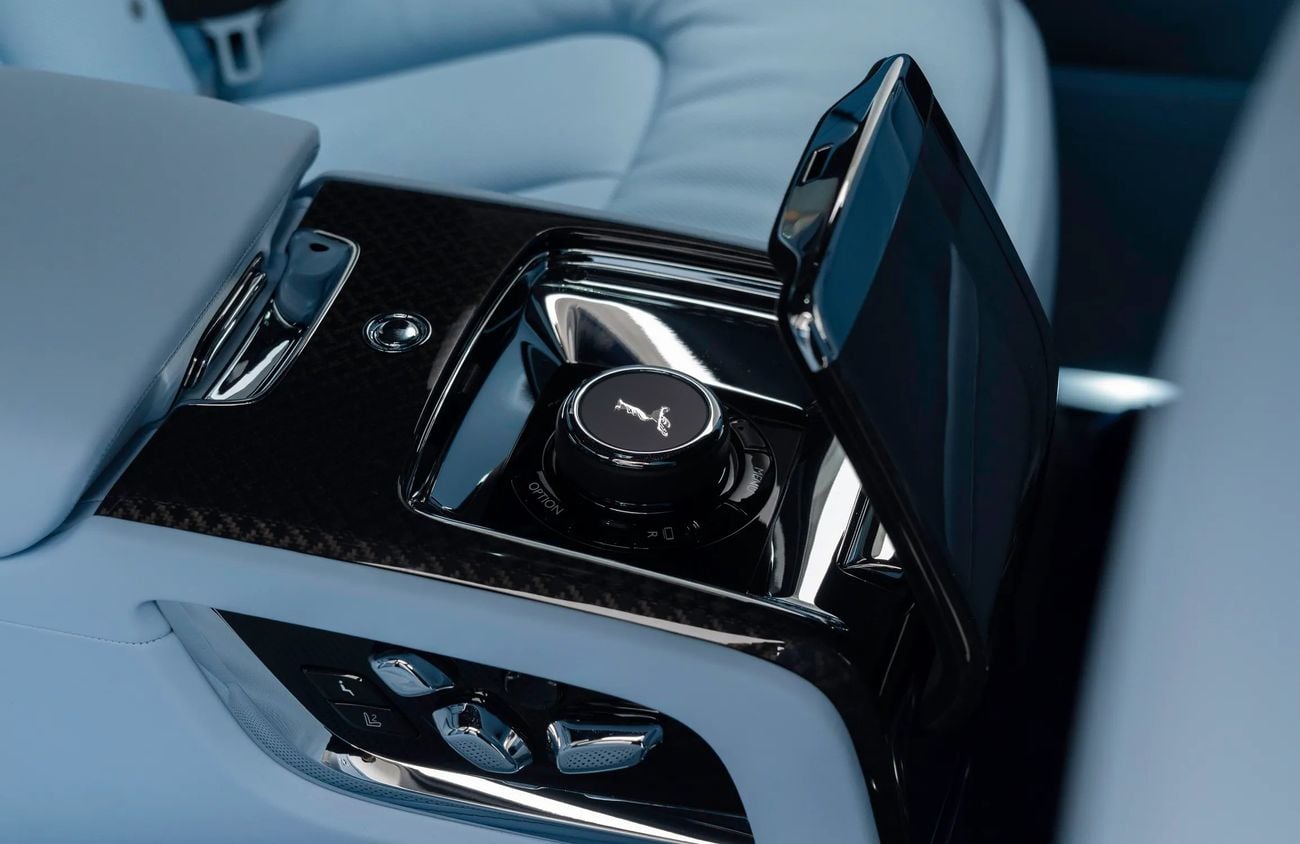 رولز رويس كولينان 6.75L V12 Twin-Turbocharged Engine