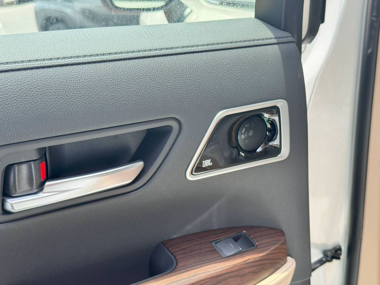 تويوتا لاند كروزر 2025 TOYOTA LAND CRUISER VX 3.5L HYBRID 4X4 BRAND NEW 0KM