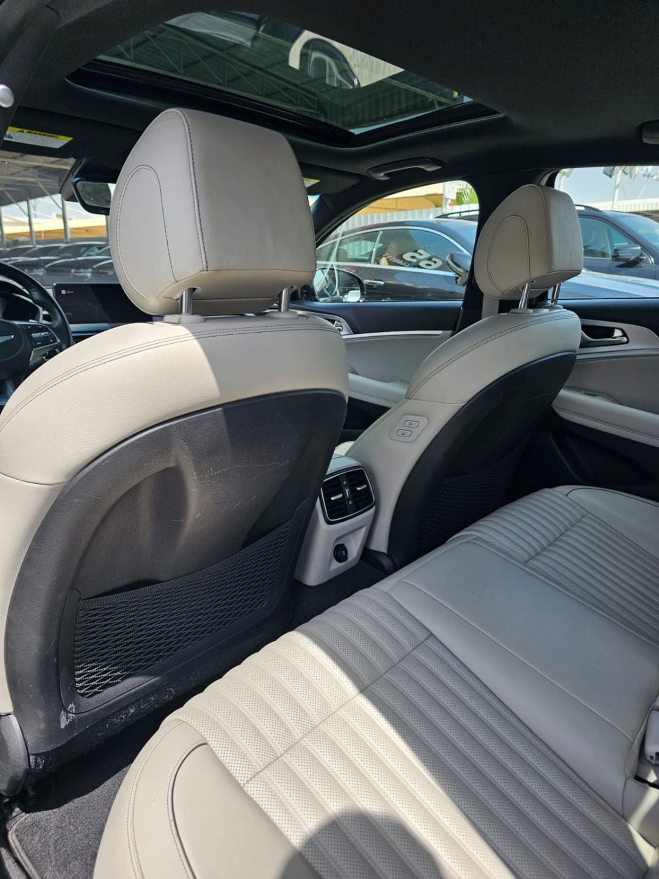 جينيسس G70 Prestige 2.0L AWD