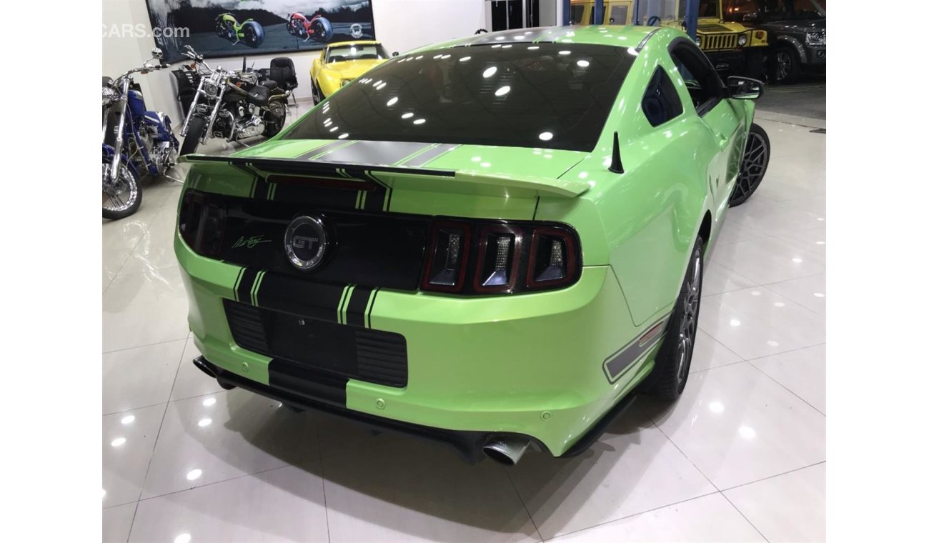 Ford Mustang ROUSH SUPERCHARGED - 2014 - GCC - ONE YEAR WARRANTY