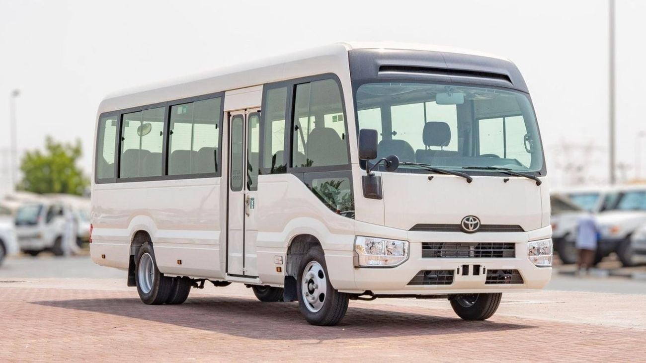 Toyota Coaster 2025 Toyota Coaster 4.0L Diesel MT 22 seaters Electric doors with Fridge