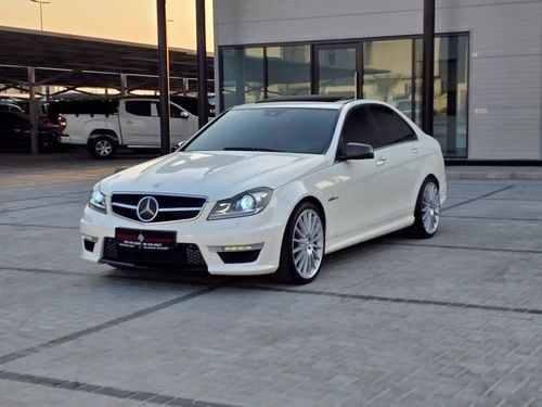 Mercedes Benz C63 AMG C63 AMG | GCC Specs | Low Mileage