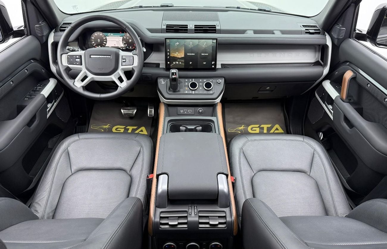 Land Rover Defender P300 110 2.0L (5 Seater) 2024 Land Rover Defender 110 SE P300, 2026 LR Warranty, 2029 LR Service Pac