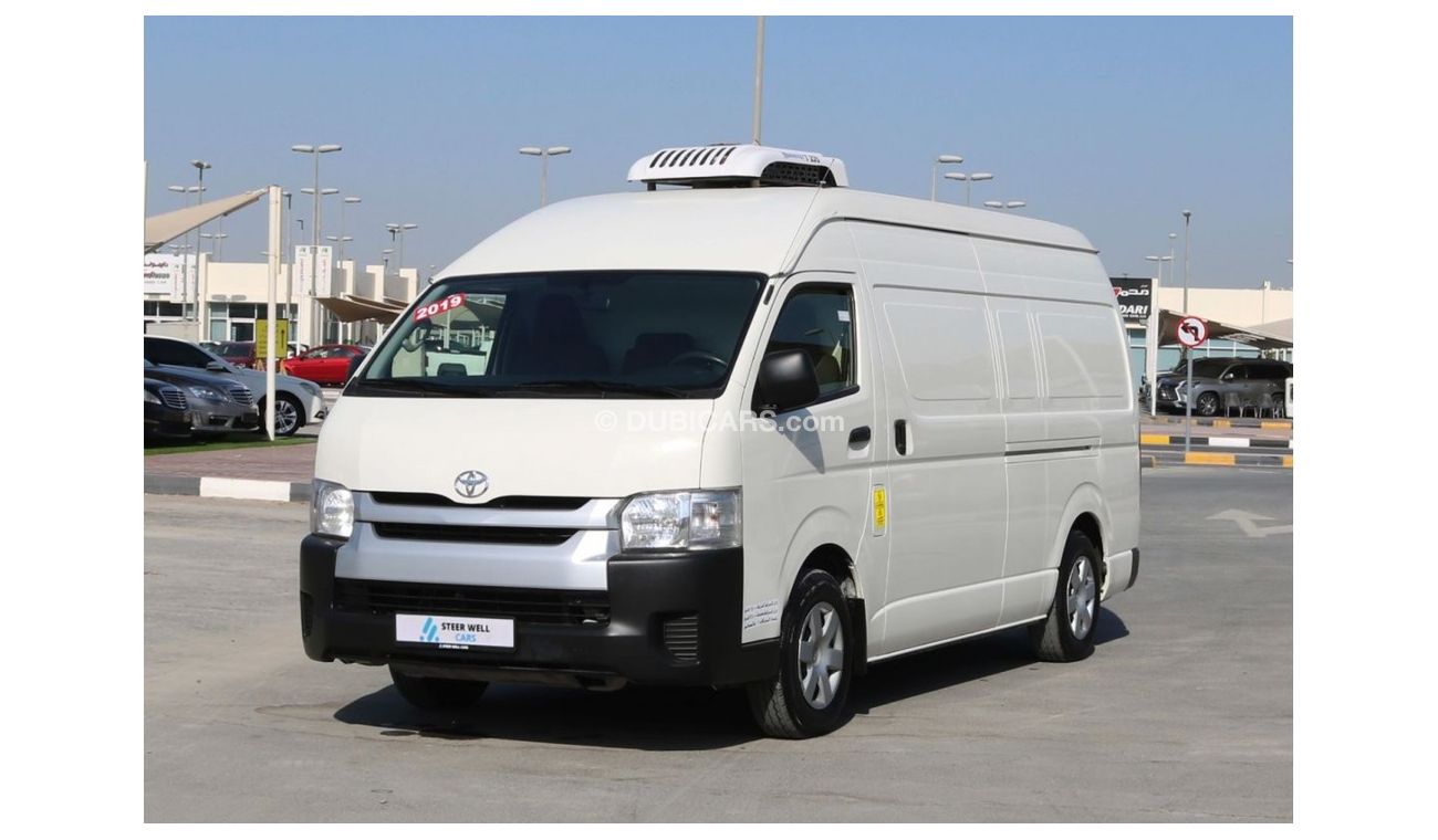 Toyota Hiace 2019 | HIACE HIROOF CHILLER DELIVERY VAN WITH GCC SPECS AND EXCELLENT CONDITION