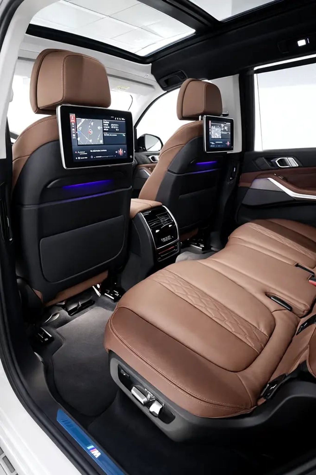 BMW X7 40i M Sport Pure 3.0L (335 HP)