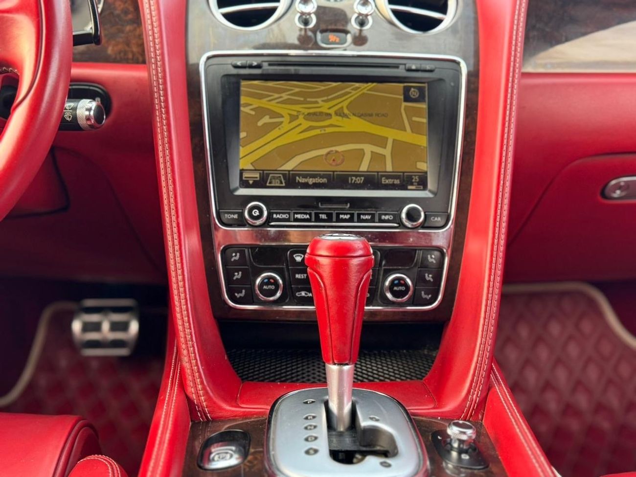 بنتلي كونتيننتال جي تي BENTLEY GT CONTINANTAL MODEL 2013 GCC SPACE FULL OPTION