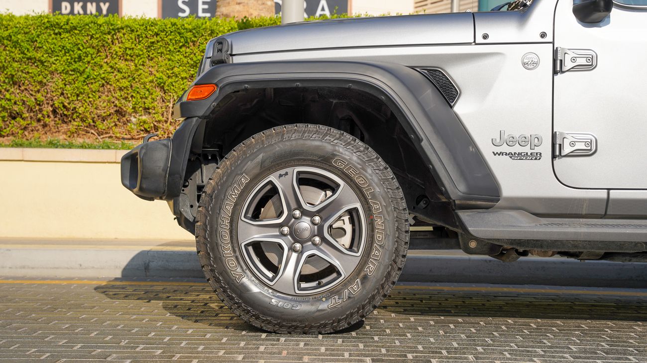 Jeep Wrangler Sahara 3.6L A/T (4 Seater)