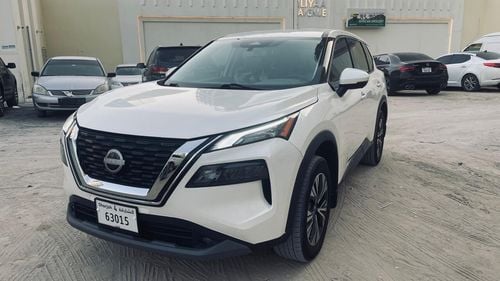 Nissan Rogue SV Mid Option