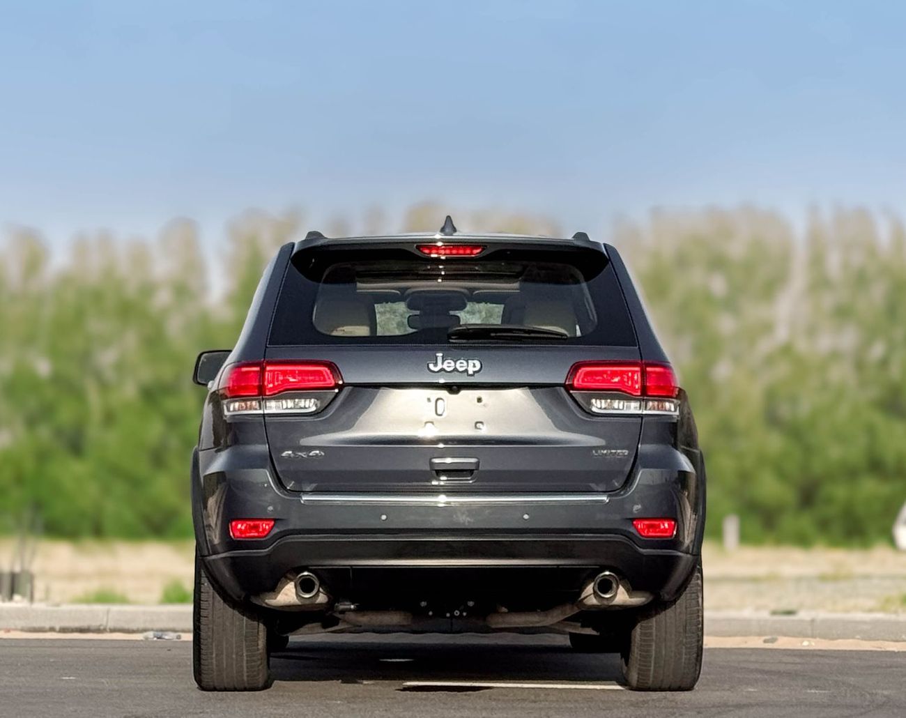 Jeep Grand Cherokee Limited 3.6L Jeep Grand Cherokee Limited 3.6 L | 2021 Model, GCC | Excellent Condition | P.M 1,367