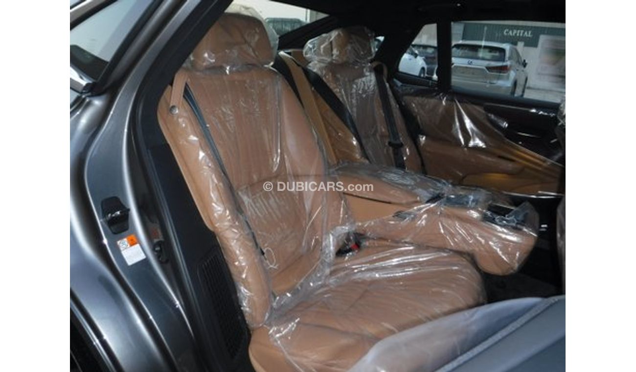 لكزس LS 500 Hybrid 3.5L Pet - A/T - 22YM - GRY_TAN (FOR EXPORT)