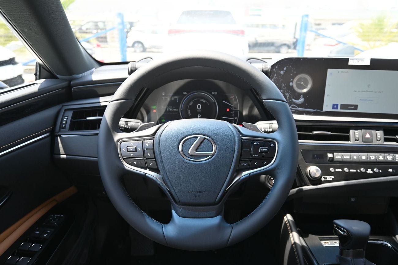 لكزس ES300h PLATINUM Lexus ES300H 2.5L Hybrid, Color White Model 2025