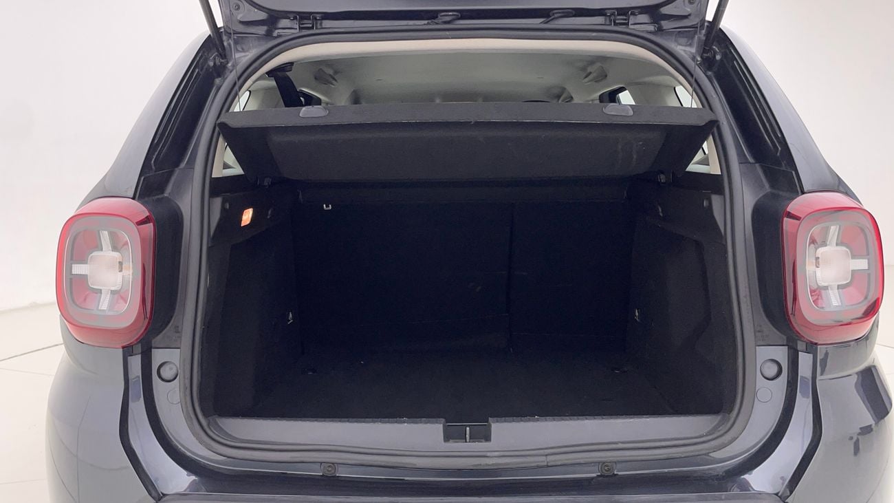 رينو داستر 2025 SE | AED 668/Month | 0 DP | 30 Day Return | Warranty | Service History