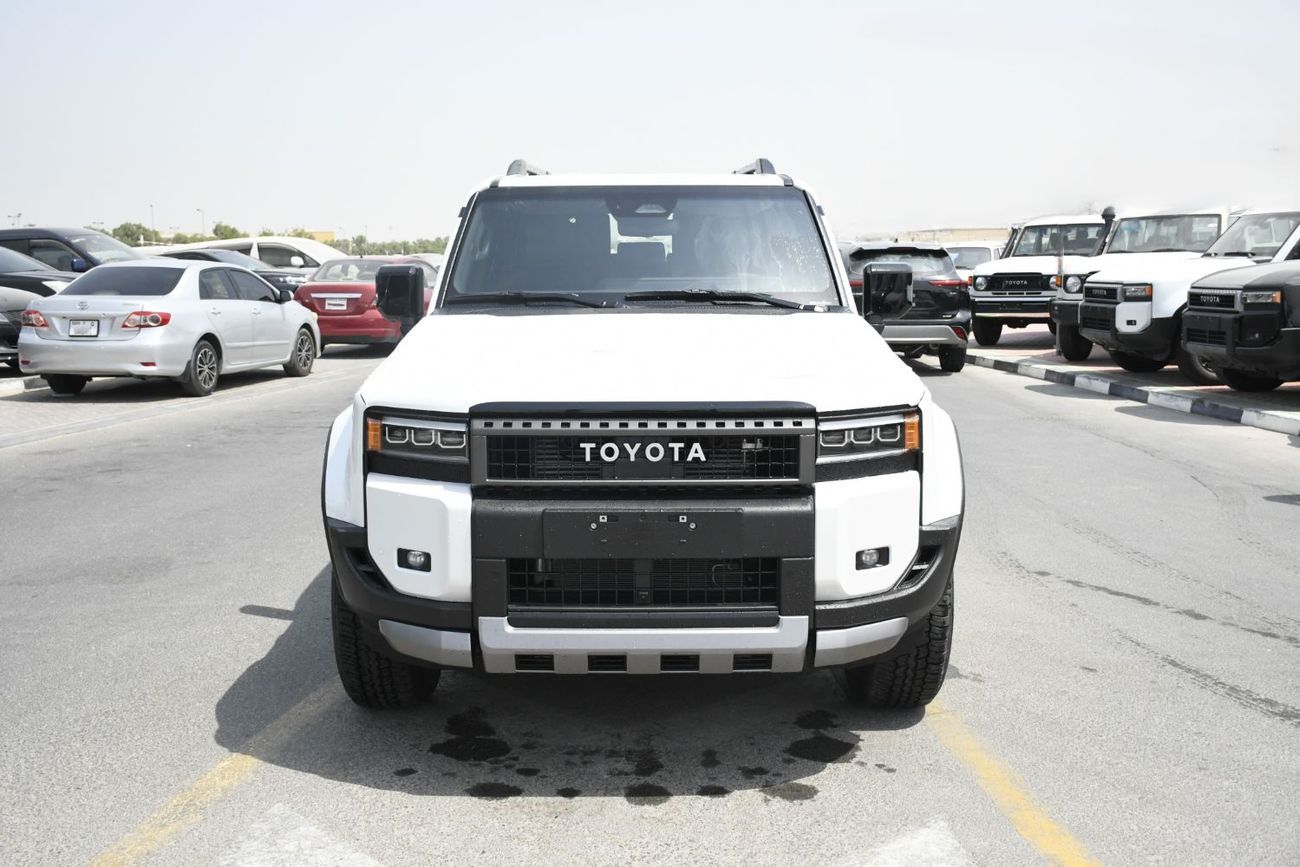 تويوتا برادو 2.4L Adventure  Petrol Full Option GCC (Ready Stock)