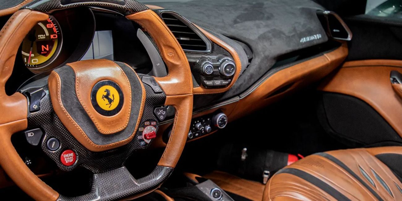 فيراري 488 GTB Standard