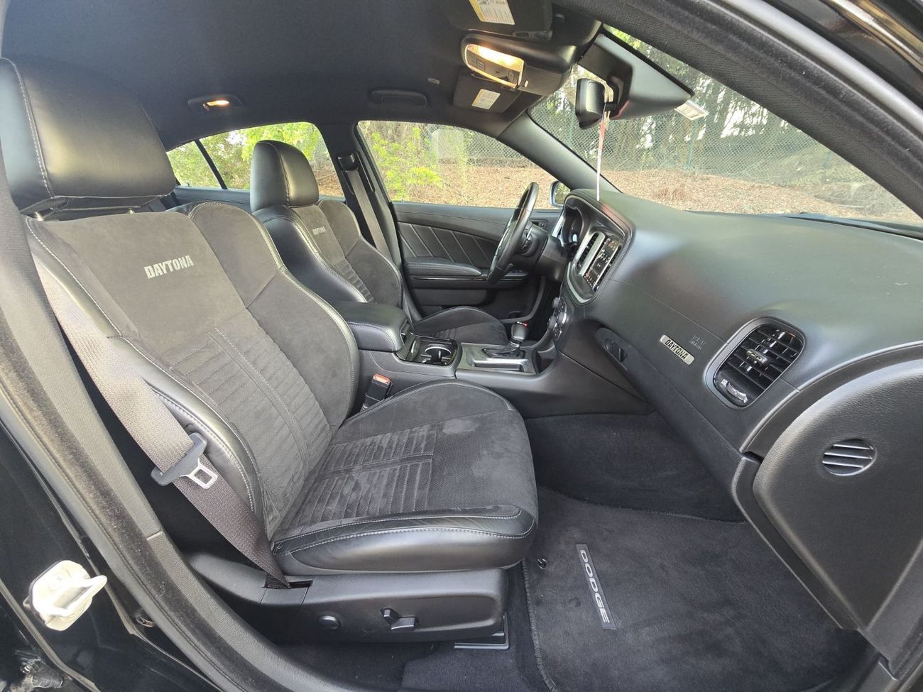 Dodge Charger Daytona R/T 5.7L DODGE CHARGER DAYTONA 2023 R/T V8 ORGINAL PAINT // LOW MILEAGE // PERFECT CONDITION